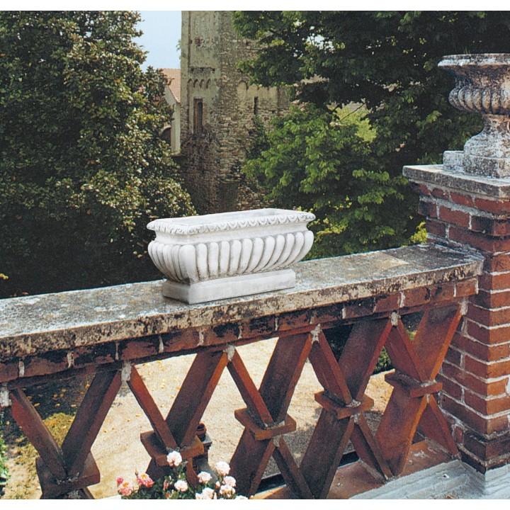 Eleonora Planter