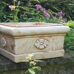Quadro model vase