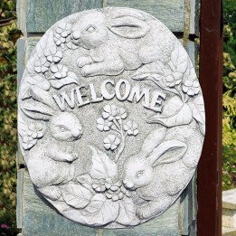 Bassorilievo Welcome