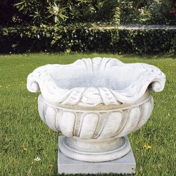 Corolla Vase (Medium)