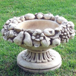 Vaso Frutta- arredo da giardino in pietra ricomposta