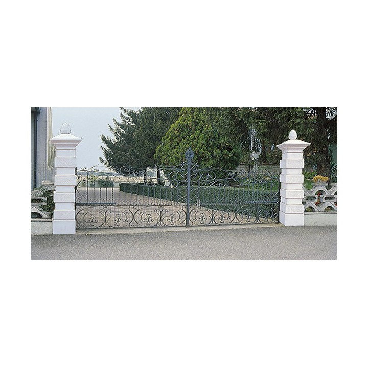 Pilastro Liscio e Martellinato