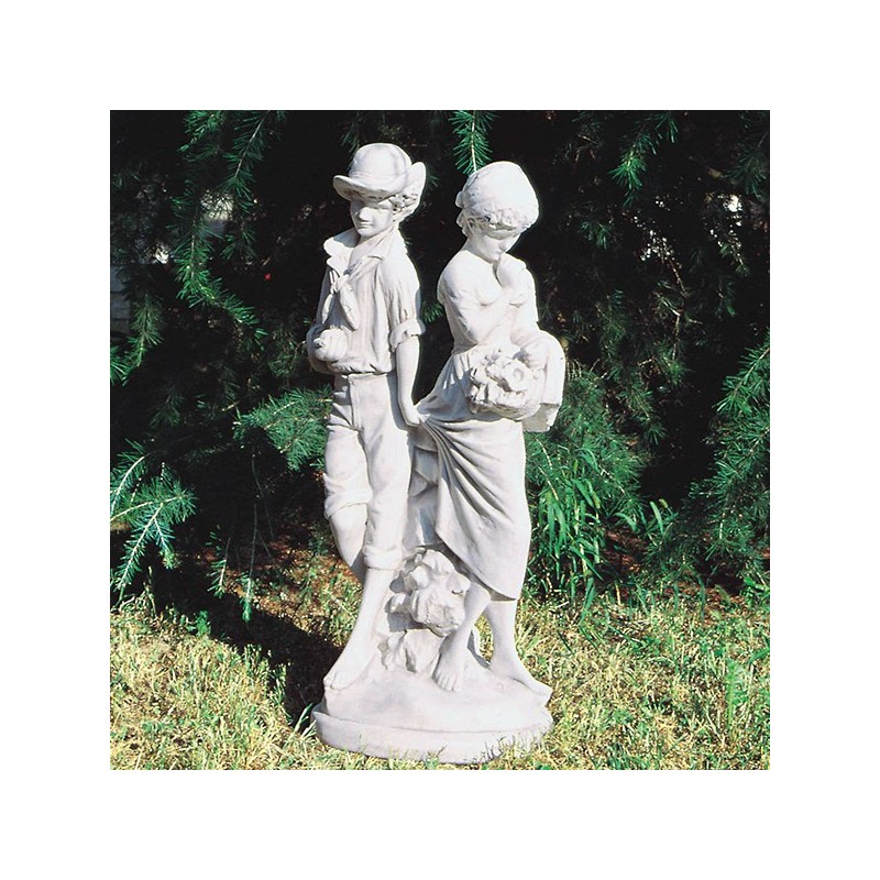 La prima volta (1° amore) - statue da giardino in graniglia di marmo di Carrara