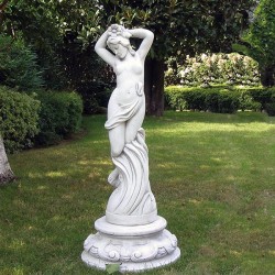 Virginia- statue da giardino in graniglia di marmo di Carrara