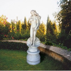 Venere nascente - statua da giardino in graniglia di marmo di Carrara