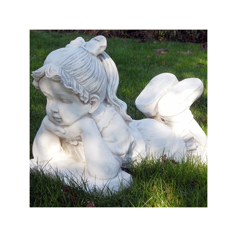Bimba che legge- statue da giardino in graniglia di marmo di Carrara