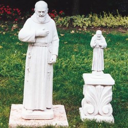 Padre Pio - soggetti sacri arredo da giardino in pietra ricomposta 100% Made in Italy
