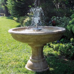 Fontana Lazise - arredo da giardino in pietra ricomposta