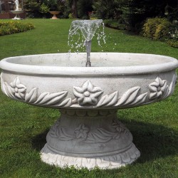 Fontana Ercolano fontana da giardino funzionante in graniglia di marmo di Carrara.