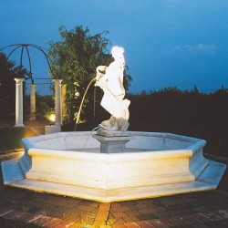 Fontana Dorothea (piccola) - fontane da giardino funzionanti in graniglia di marmo di Carrara