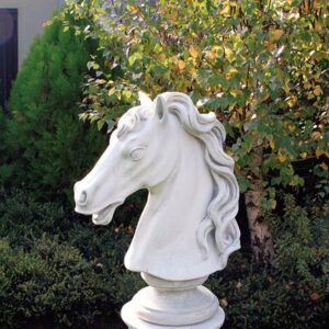 Testa di cavallo - statua da giardino in pietra ricomposta al 100% Made in Italy.