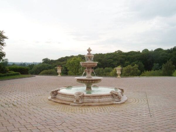 Fontana Berlino - fontane da giardino funzionanti in cemento bianco