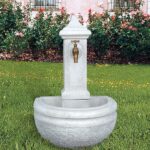 Fontana Amelia - fontane da giardino con rubinetto in cemento bianco
