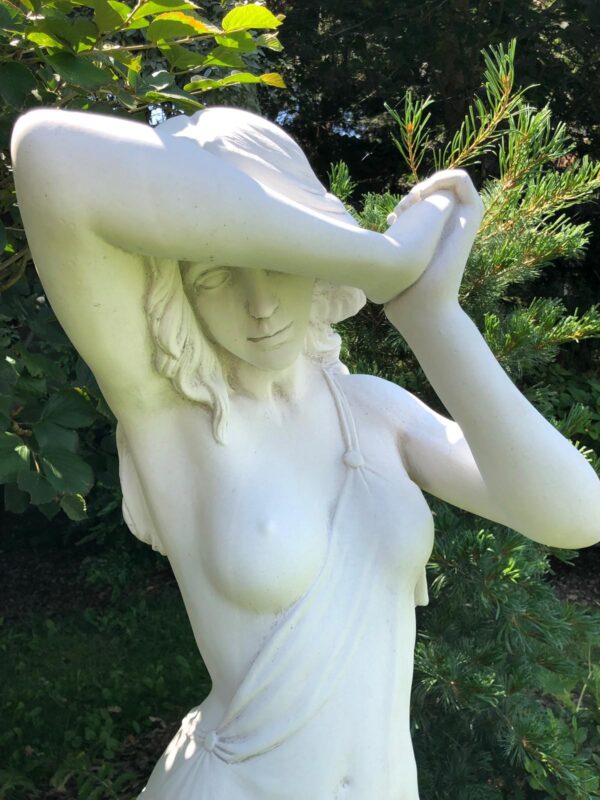 Vergogna media - statua da giardino in graniglia di marmo di Carrara
